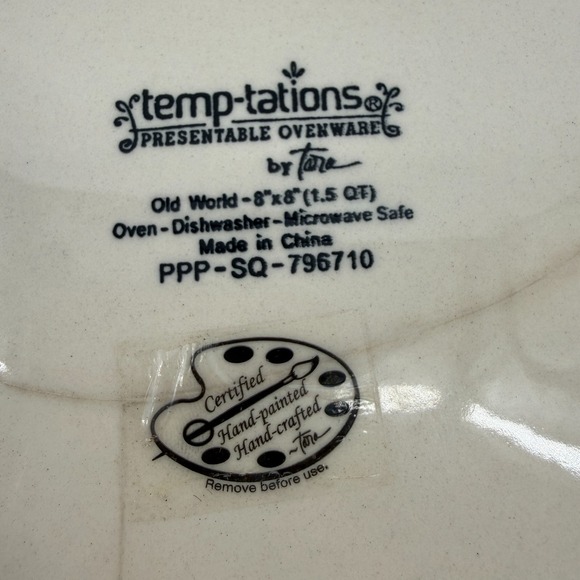 Old World Temptations Holiday Edition Baking Dish 1.5 Qt 8x8 Christmas Poinsetta - Picture 7 of 10